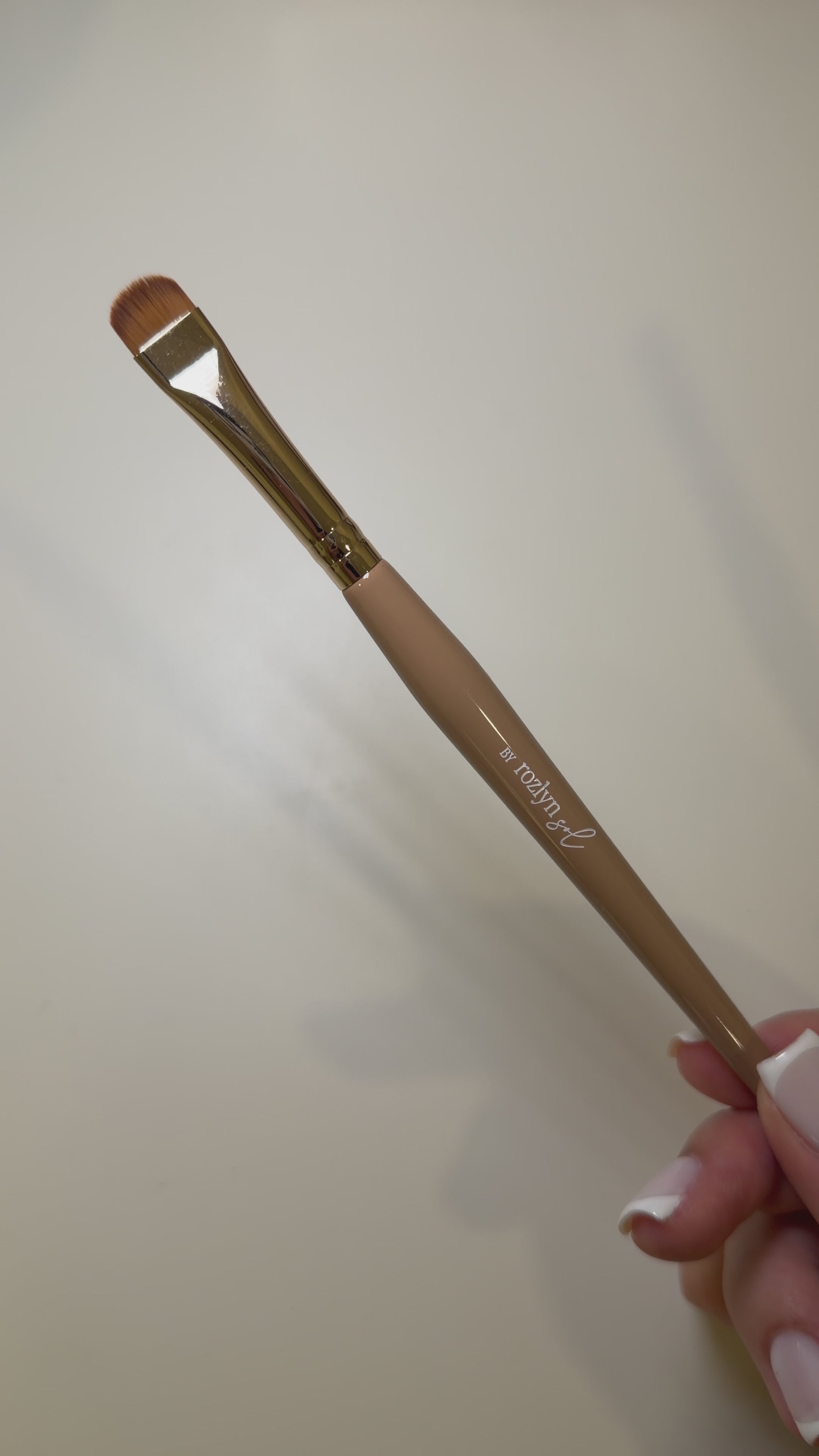 Café Buff Brush
